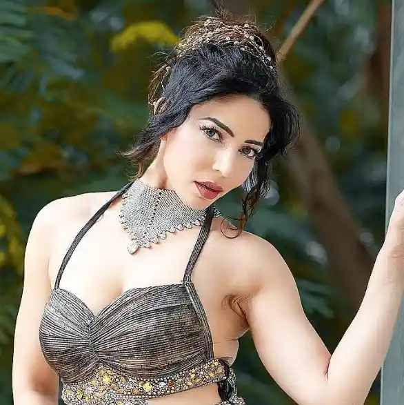 Maahi Khan Photo