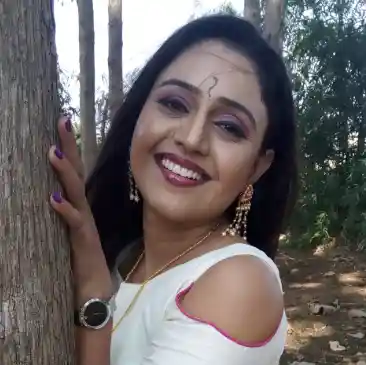 Pallavi Patil Photo